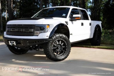 2013-ford-raptor-front-bumper.jpg