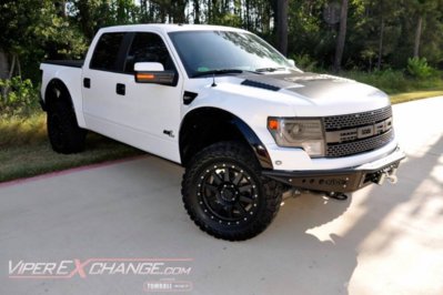 ford-raptor-winch-front-bumper.jpg