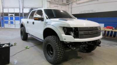 custom-wrapped-ford-raptor.jpg