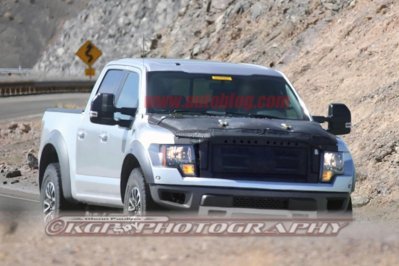 ford-raptor-spy-shot-3-1.jpg