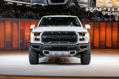 2017-ford-raptor-front-bumpers.jpg