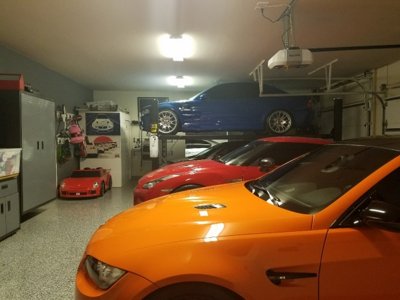 garage1.jpg