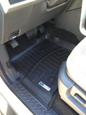 Ford Racing Floor Mat 1.jpg