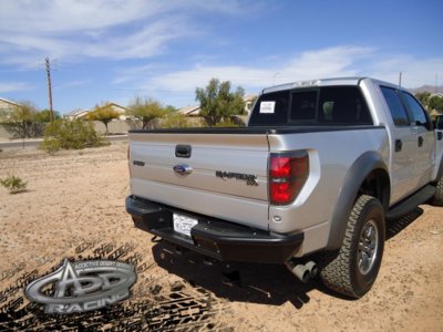 ford-raptor-stealth-fighter-rear-13.jpg