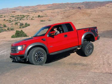 2012_ford_raptor_side.jpg