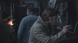 SPN_Flashlight-gif.gif