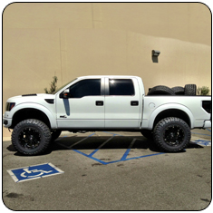 Outlaw-Fabtech 4inch suspension lift 02.jpg