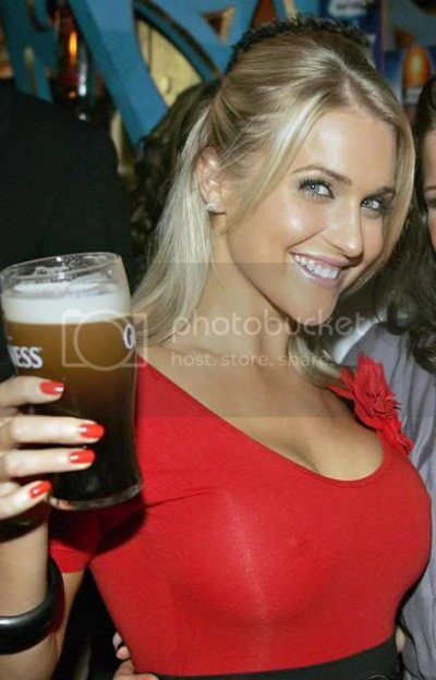 Guiness_Hot_Girl.jpg