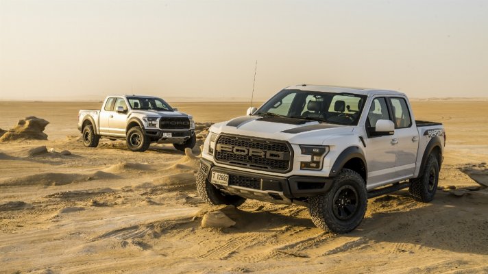 All-New-2017-F-150-Raptor.jpg