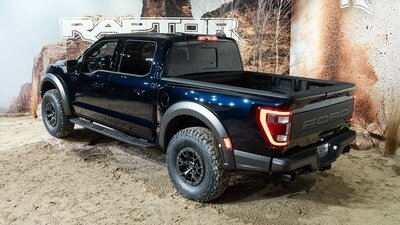 2021-Ford-F-150-Raptor-10.jpg