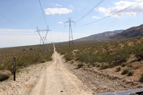 Cantil Powerline Rd.jpg