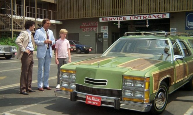 National-Lampoon-Vacation-Station-Wagon-Is-Going-to-Auction.jpg