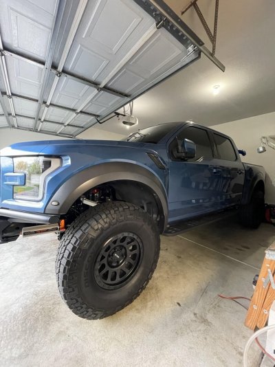 garage1.jpg garage1.jpg