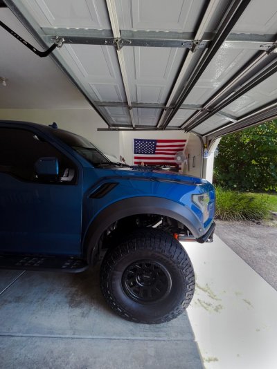garage2.jpg garage2.jpg
