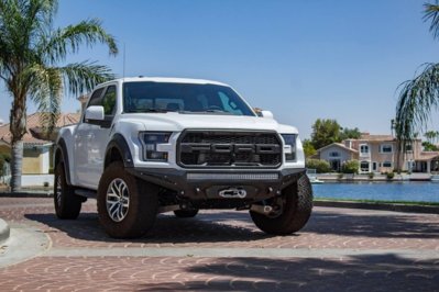 2018-ford-raptor-bumpers.jpg