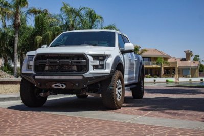 2018-ford-raptor-winch-bumper.jpg