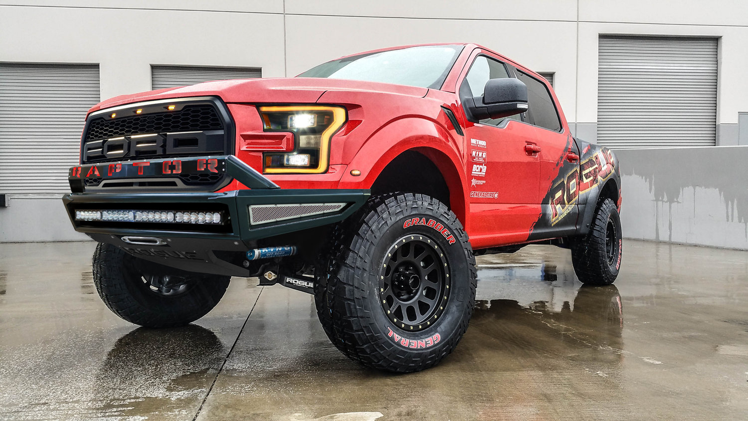 2017-ford-raptor-front-bumper-enforcer-mesh-lightbar.jpg